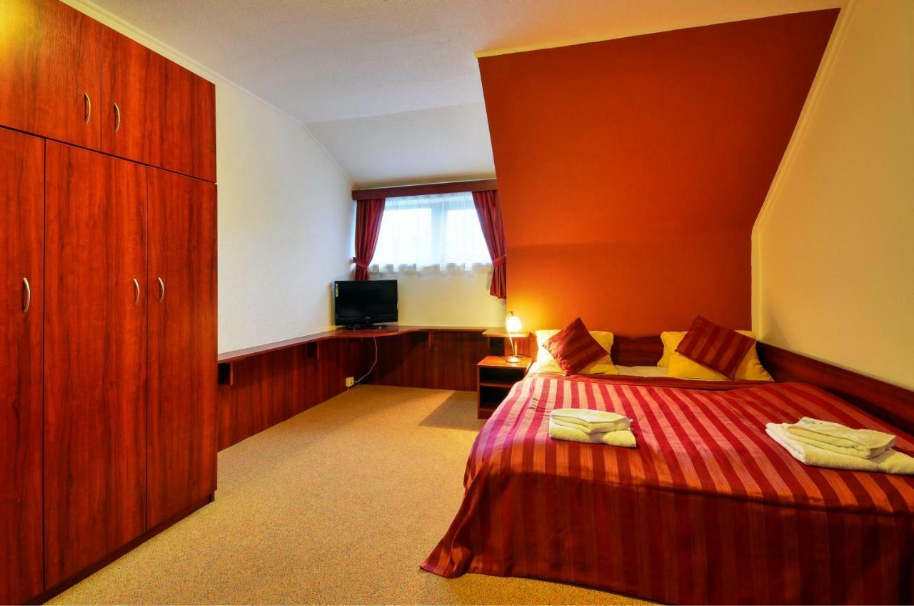 Hotel Stara Posta Filipovice Екстериор снимка